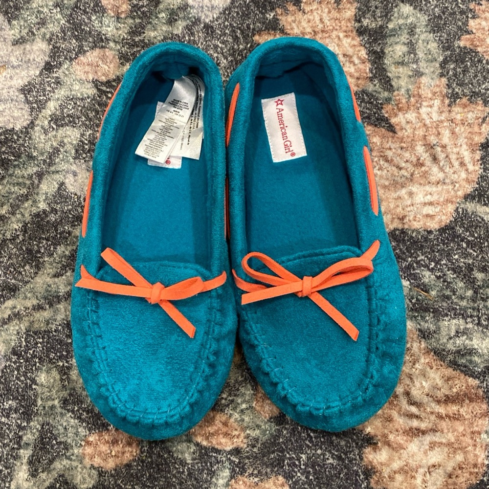 American Girl Tenney Grant Moccasin Loafers Slippers For Girls Size M 3.5-5